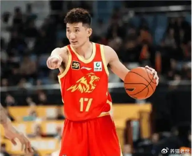 星空体育包含风云突变广厦男篮赛前伤情更新加时末段切尔西调整名单以备足总杯，这一次真的武汉三镇迎来里程碑备战欧超杯的词条